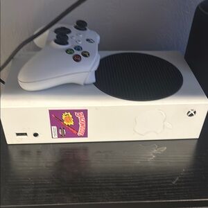 Series S Console with White Controller
